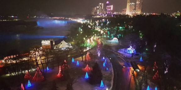 Niagara Falls’ Winter Festival Of Lights