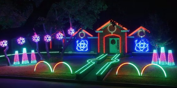 Battle for Best Christmas Light Display