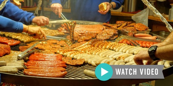 FOODS TO EAT AT A GERMAN CHRISTMAS MARKET!