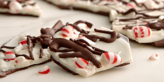 3 Easy Christmas Candy Bark Recipes